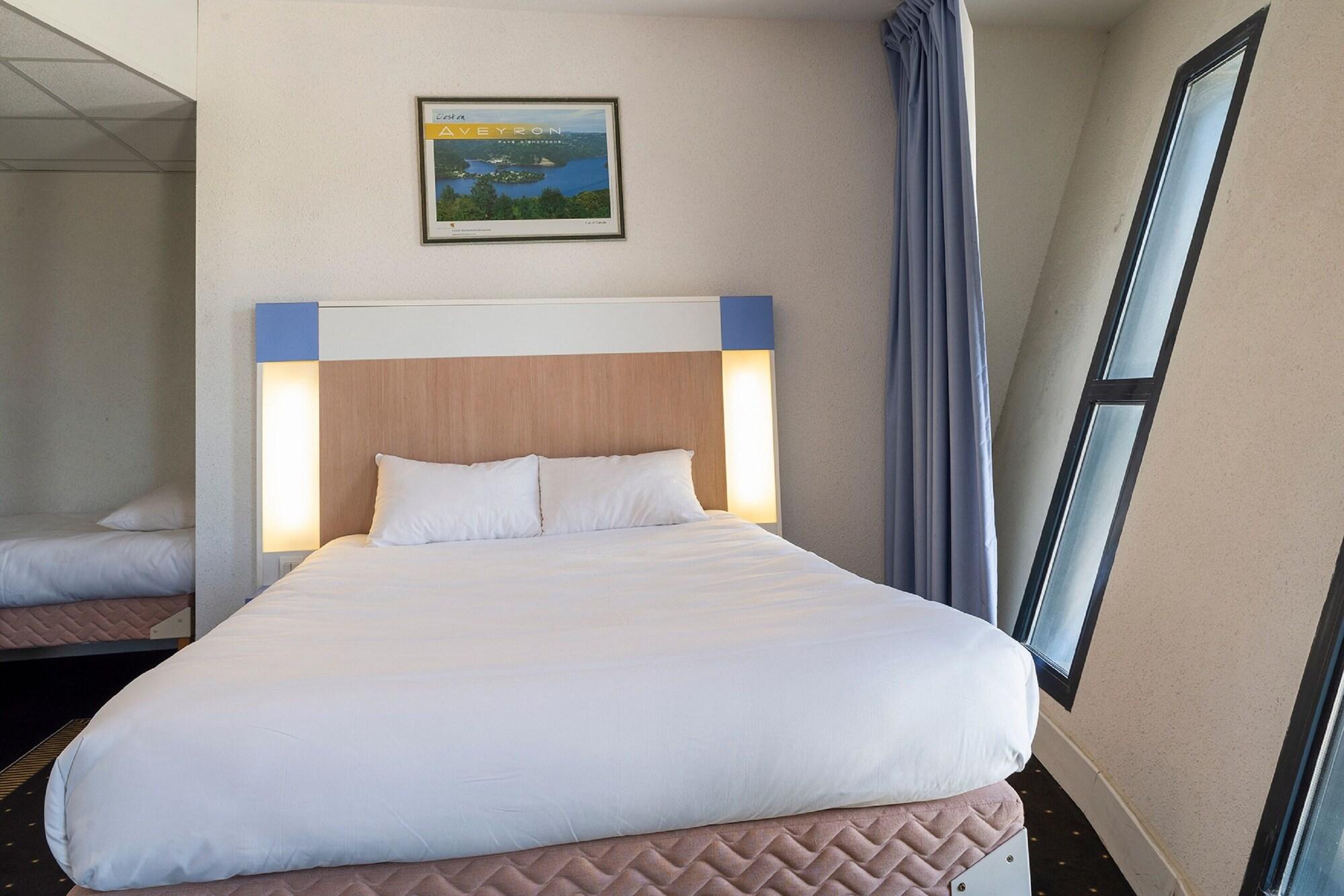 The Originals Access, Hotel Millau Sud LʼHospitalet-du-Larzac Esterno foto