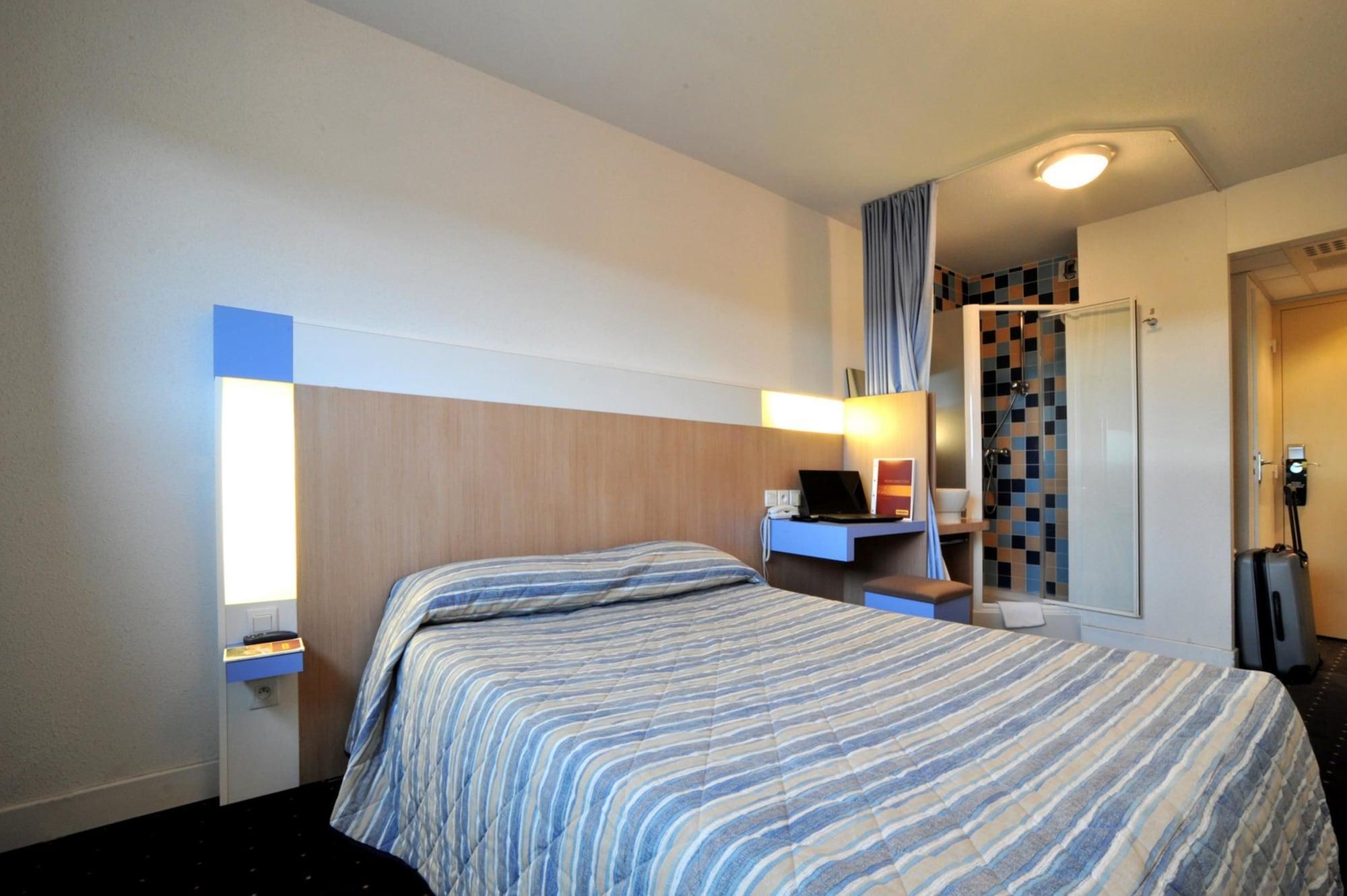 The Originals Access, Hotel Millau Sud LʼHospitalet-du-Larzac Esterno foto