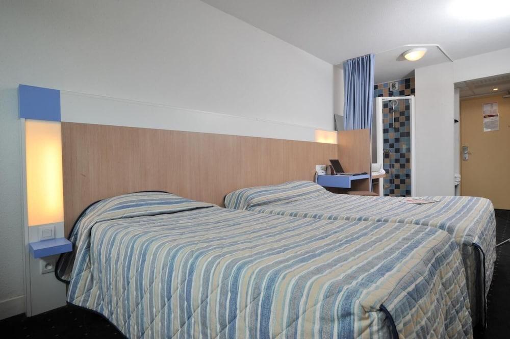 The Originals Access, Hotel Millau Sud LʼHospitalet-du-Larzac Esterno foto