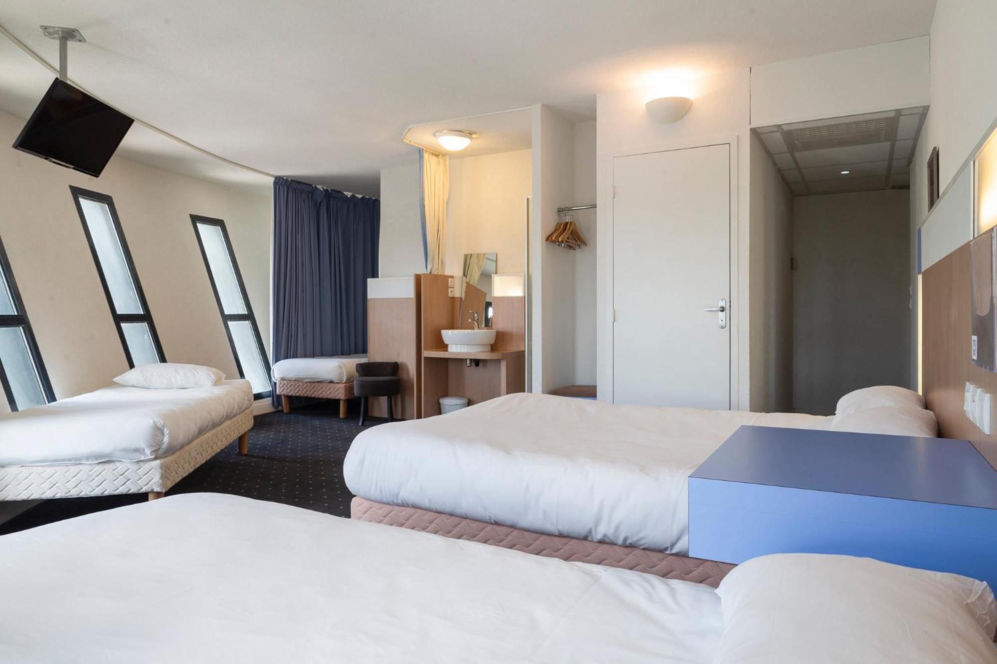 The Originals Access, Hotel Millau Sud LʼHospitalet-du-Larzac Esterno foto